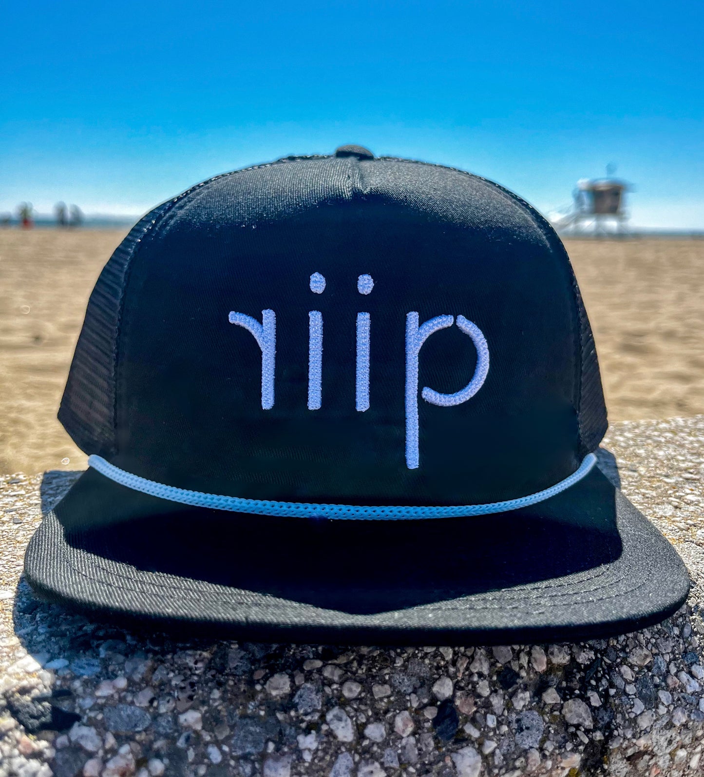 Hat | Riip Lifestyle Golf Trucker | Black / White
